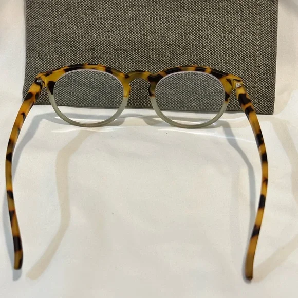 Peepers Tortoise Shell Women's Glasses - Picture 2 of 4